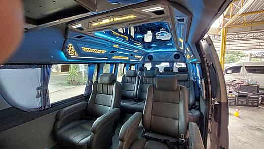 V2T VIP Minibus Tours